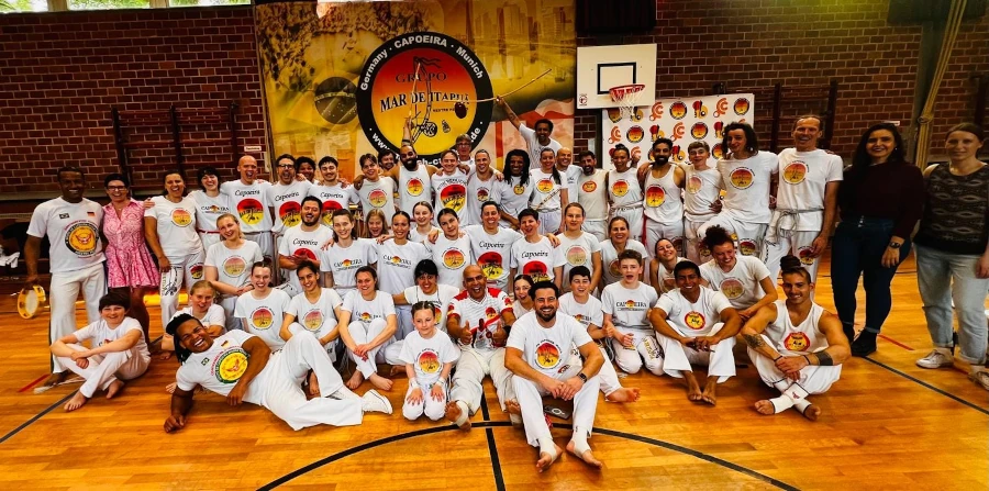 Encontre sua Força na Melhor academia de capoeira em São Paulo: Mergulhe na Tradição